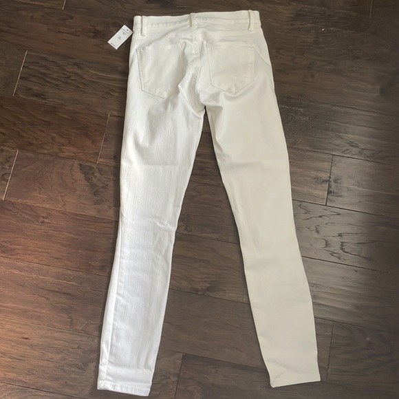 White Gap Jeans - Picture 6 of 8
